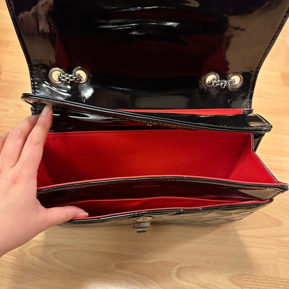 Quilted Leather Double Flap Shoulder Bag - Picture 3 of 6